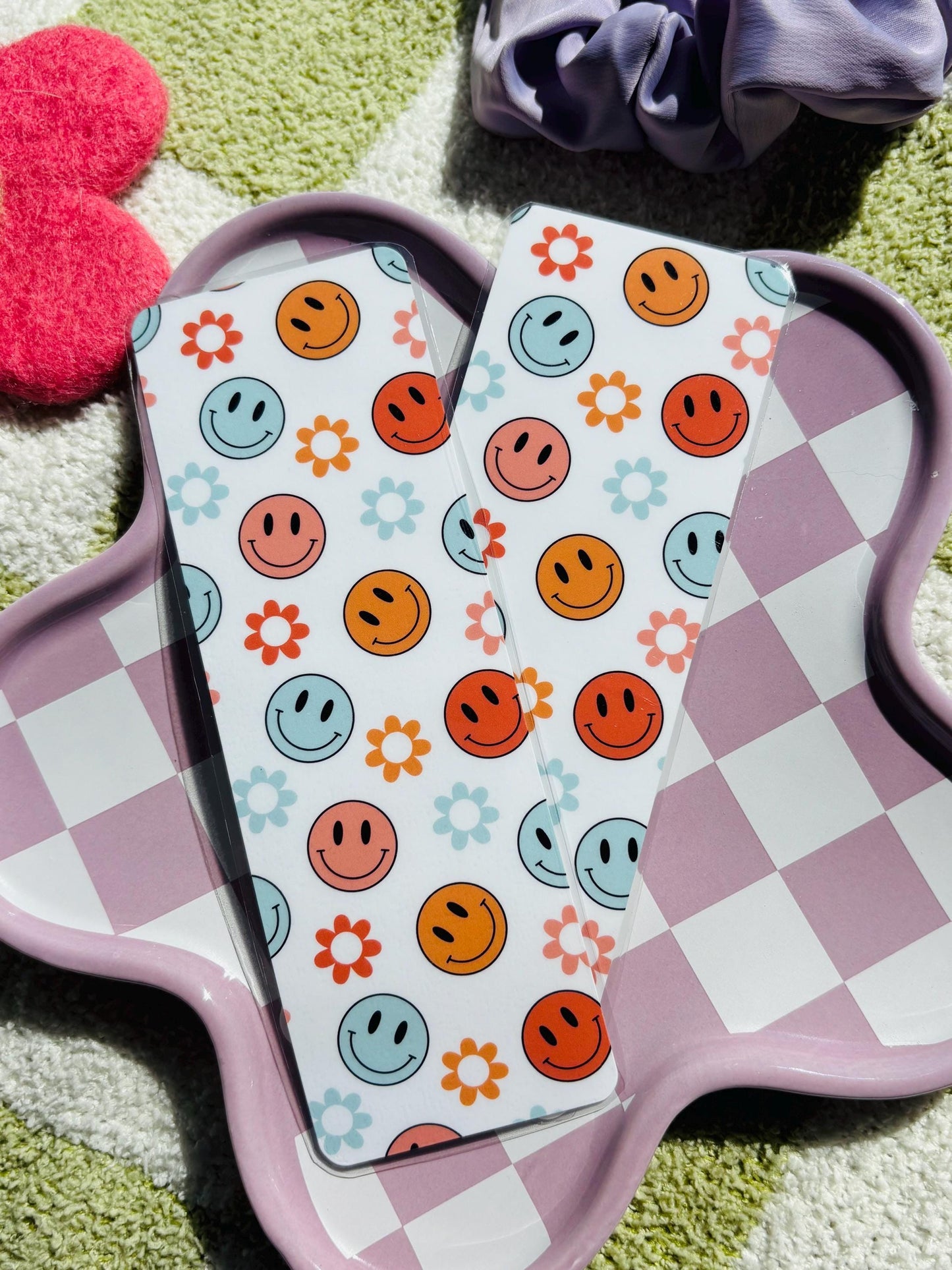 retro smiley bookmark | colorful | groovy | happy | good vibes | fun bookmark | cute