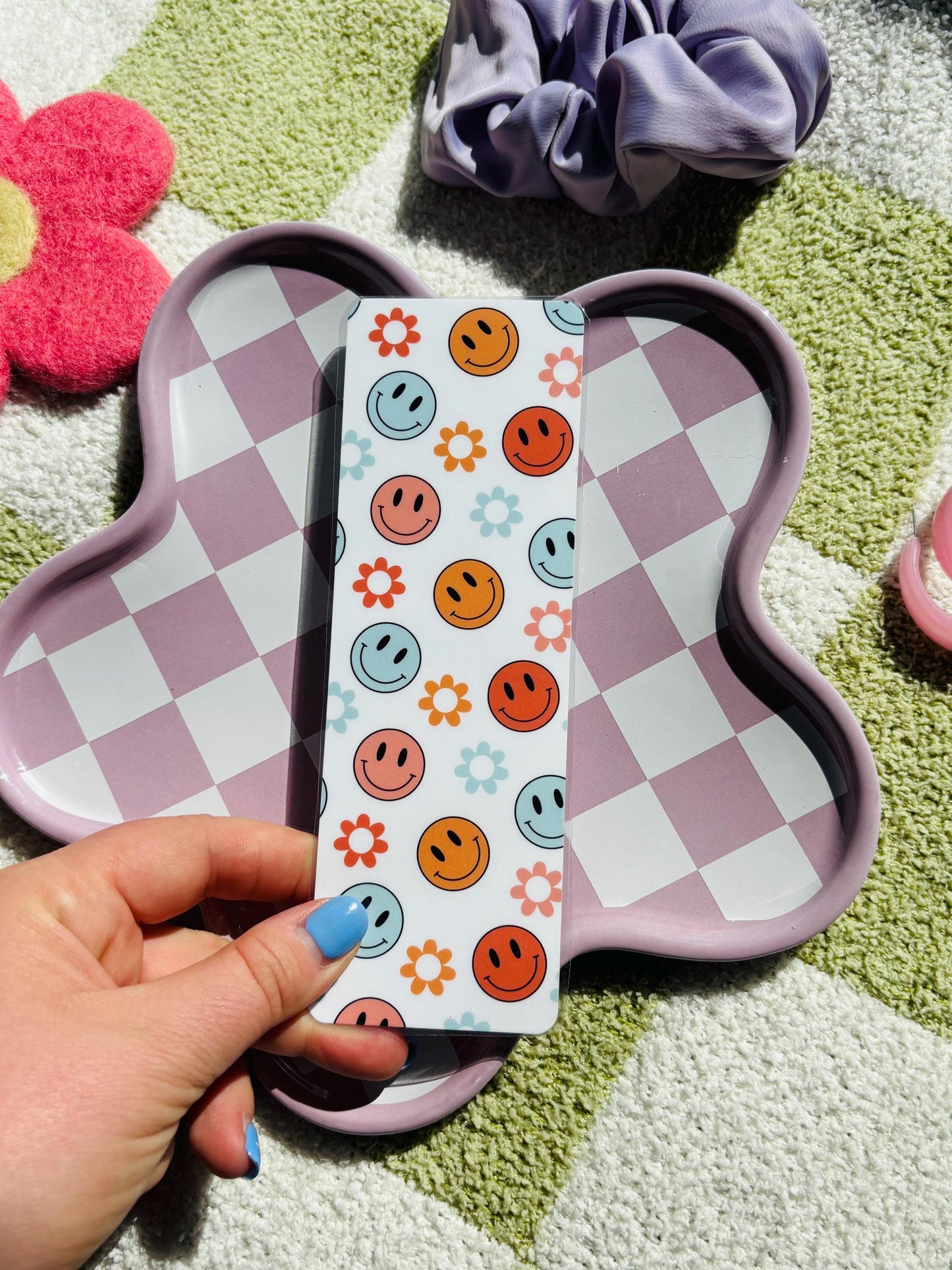 retro smiley bookmark | colorful | groovy | happy | good vibes | fun bookmark | cute