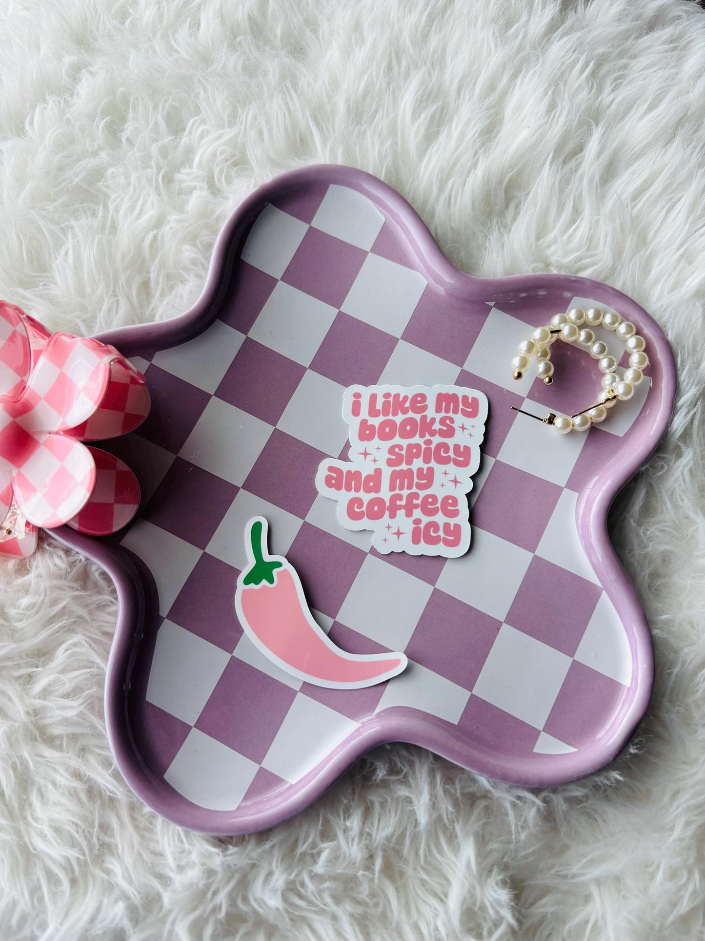 books spicy + coffee icy