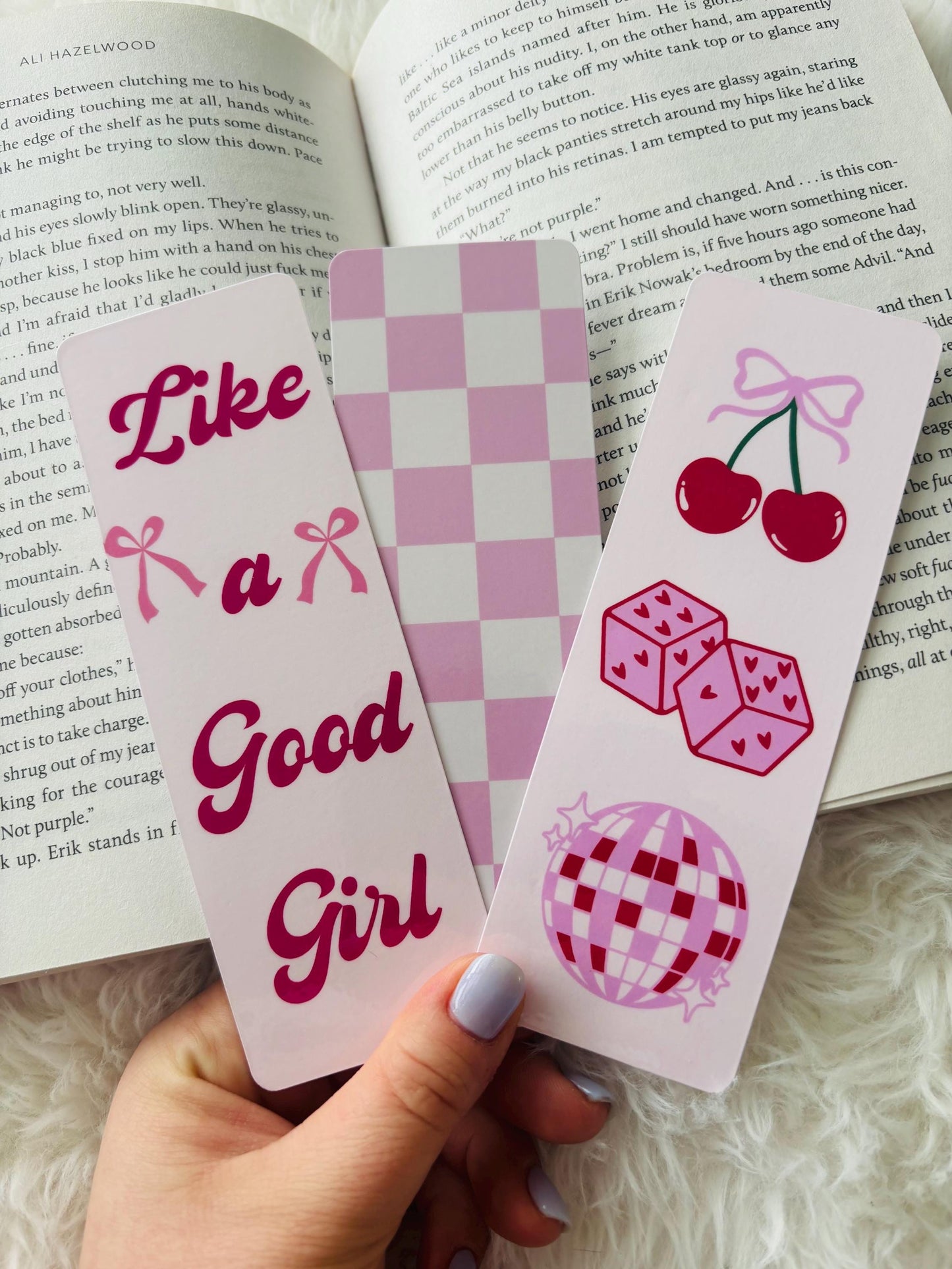 Good girl bookmarks