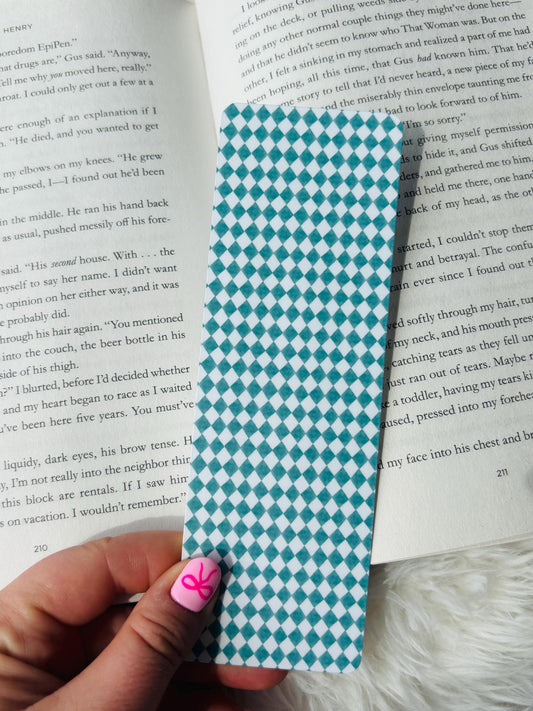 green diamond pattern | bookmark | bookworm | gifts for her | gifts for book lover | minimalist bookmark | book club